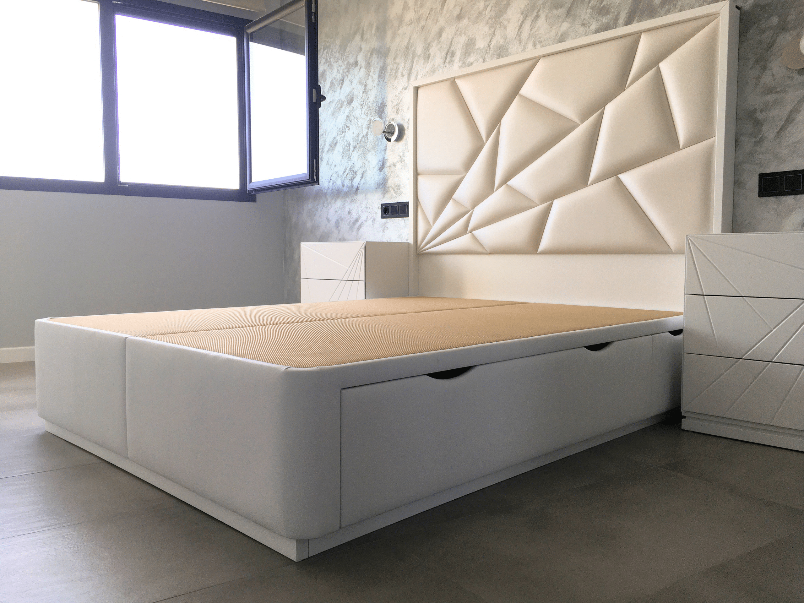 Luxe Elegante y Minimalista